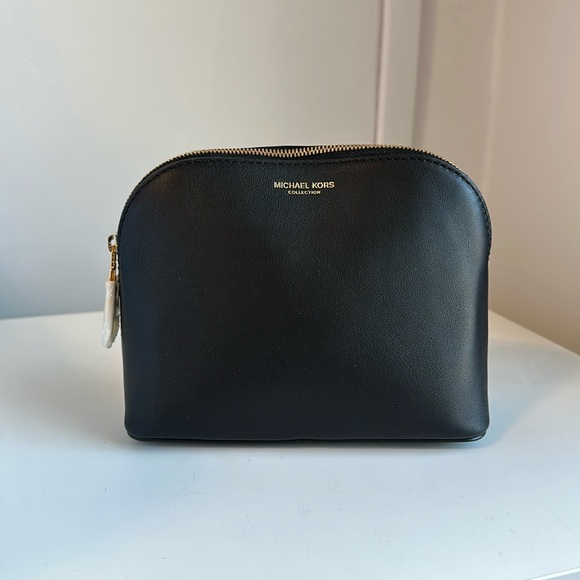 Brand new Michael Kors black purse - Picture 1 of 3
